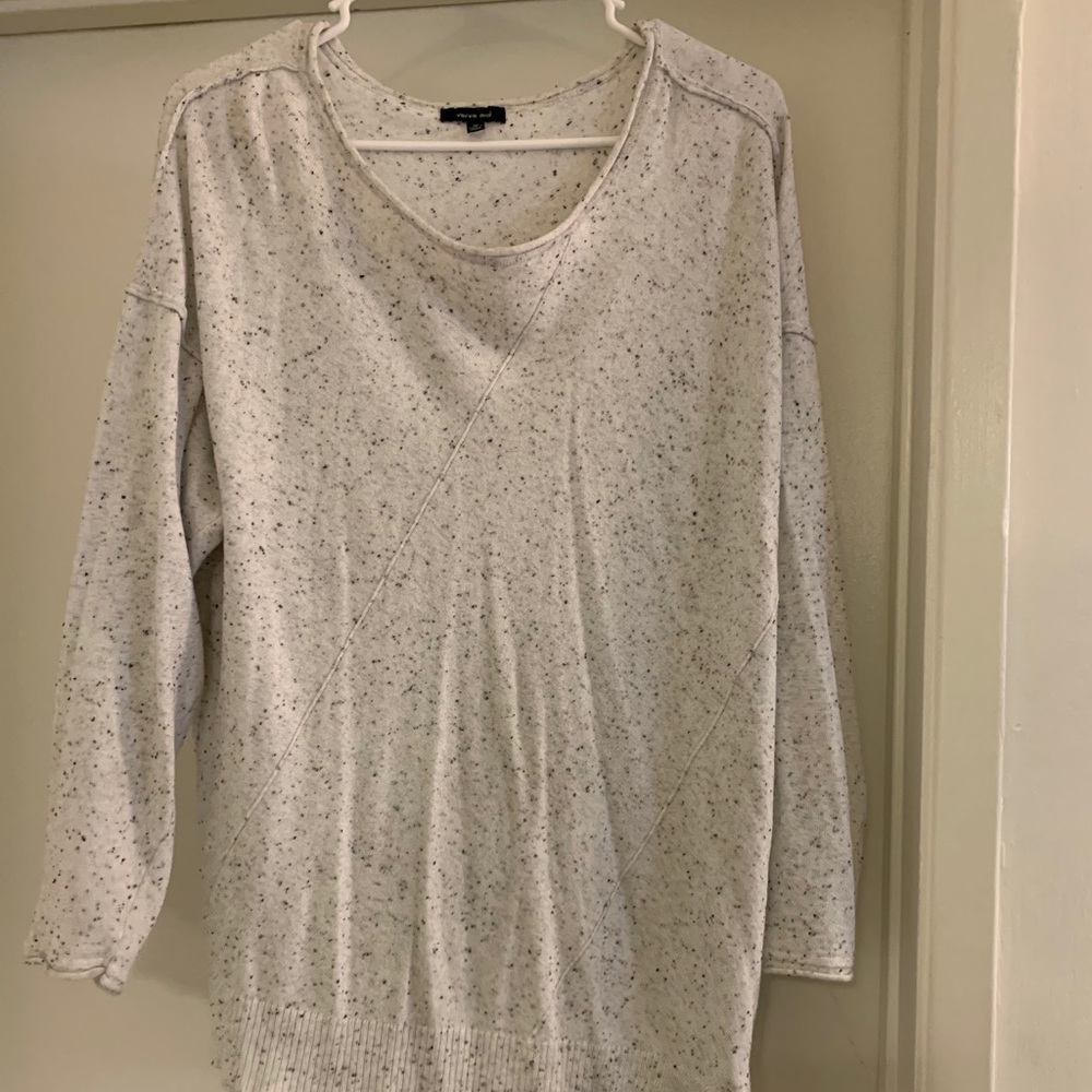 Black/White Long Sleeve